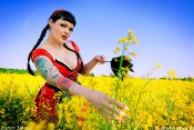 fetisch-heidi-french_maid_outdoor_servic_-7